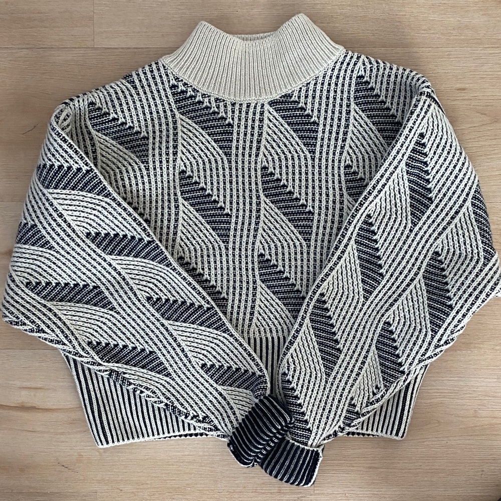 & Other Stories Black and Cream Geometric Sweater